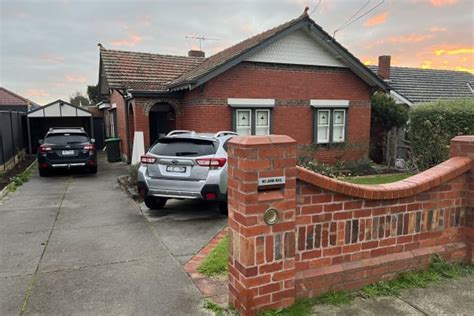 housesit melbourne